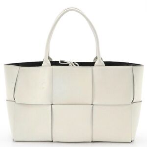 Bottega Veneta Small Arco Tote Bag White / Black
